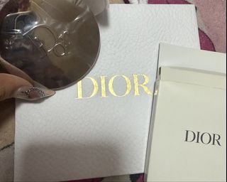 （分類：）位於 。 由 orangeqwq 提交（商品編號 1439975364，圖片 1）。簡介： 。