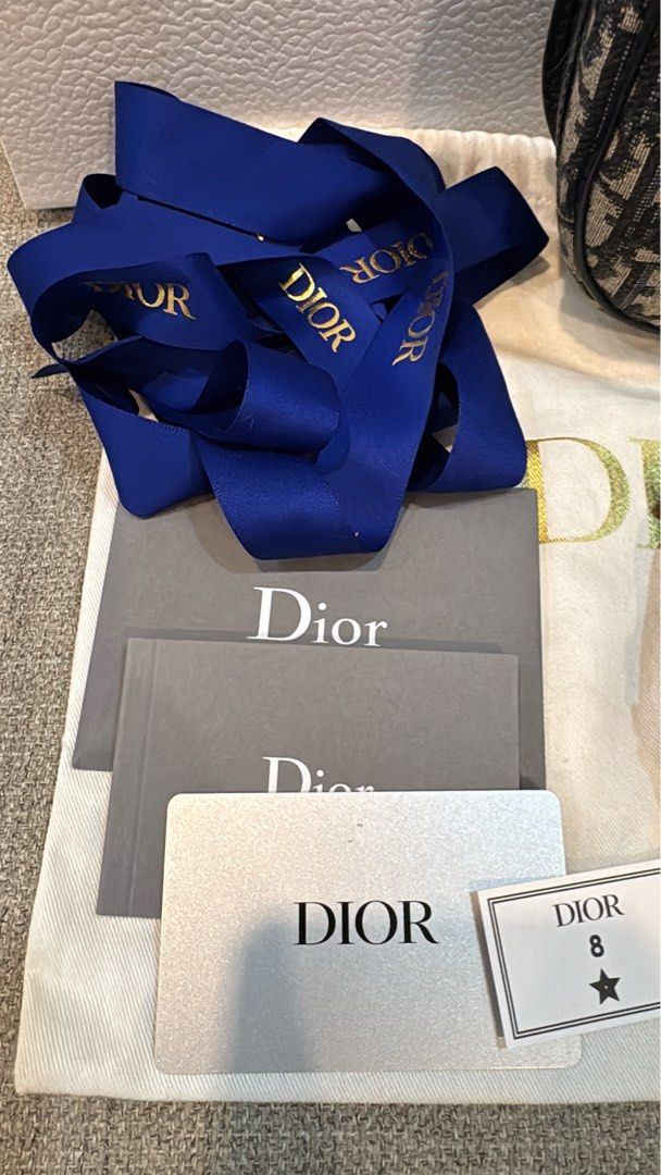 Dior Medium Bobby Bag in Oblique Canvas (Category: Luxury Bags & Wallets) located in Quezon City. Submitted by ljljt (Listing ID 1439986076, Image 2). Description: ✨ in good used condition ✨ comes with box, dustbag, and leather strap.