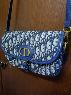 (Category: ) located in . Submitted by cintasyazzthrift (Listing ID 1439946338, Image 1). Description: .