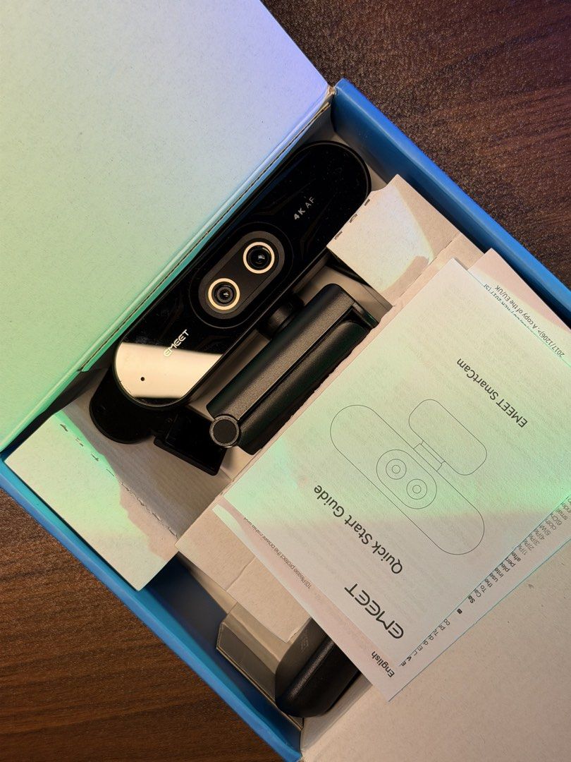 EMEET SmartCam C60E 4K Dual USB Webcam (Category: Webcams) located in Bacolod City. Submitted by BWMCAROUSEL (Listing ID 1439956921, Image 2). Description: - EMEET SmartCam C60E USB Webcam - Dual Camera System - Stunning 4K UHD Resolution - Includes Original Packaging - Comes with Quick Start Guide - Ideal for High-Quality Video Calls and Streaming.