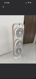 (Category: ) located in . Submitted by hmsale.sg (Listing ID 1439850460, Image 1). Description: .