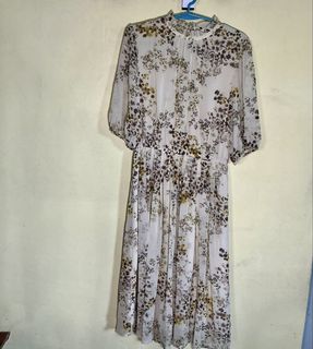 (Category: ) located in . Submitted by aelas_wardrobe (Listing ID 1439923148, Image 1). Description: .
