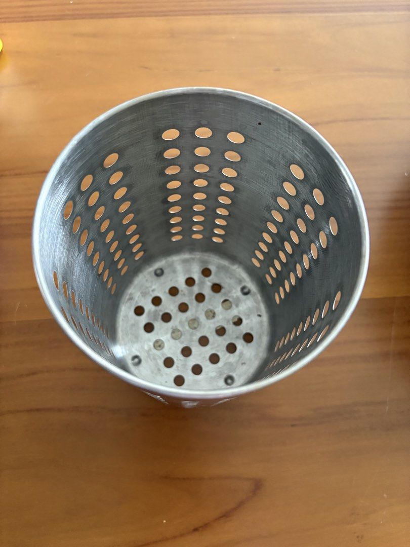 FREE IKEA Utensil Holder463798069280133120