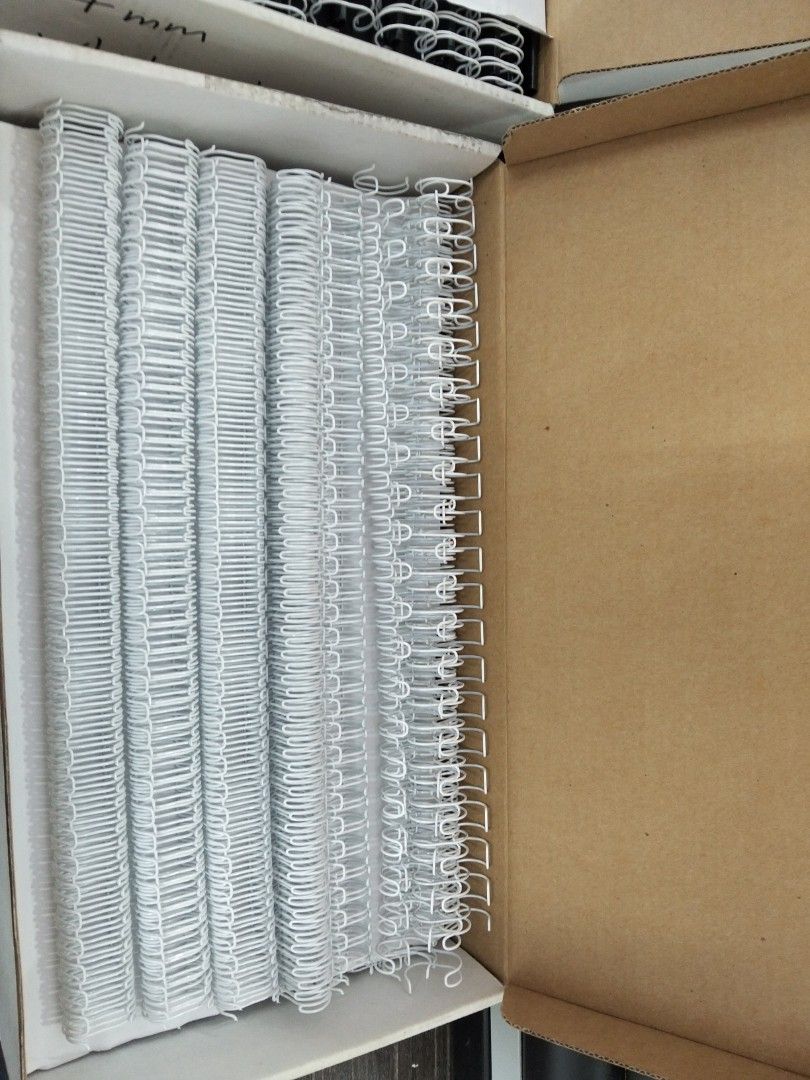 GBC WireBind A4 34 Loop Wire Binding Elements463990289114736644