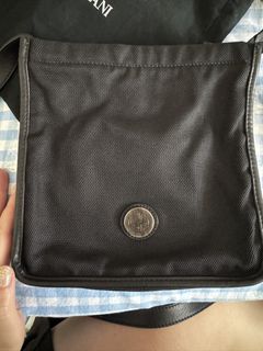 （分類：）位於 。 由 wantoclearstuffs 提交（商品編號 1439860559，圖片 1）。簡介： 。