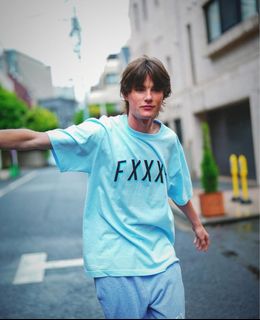 (Category: ) located in . Submitted by thehypewear.co (Listing ID 1439894530, Image 1). Description: .