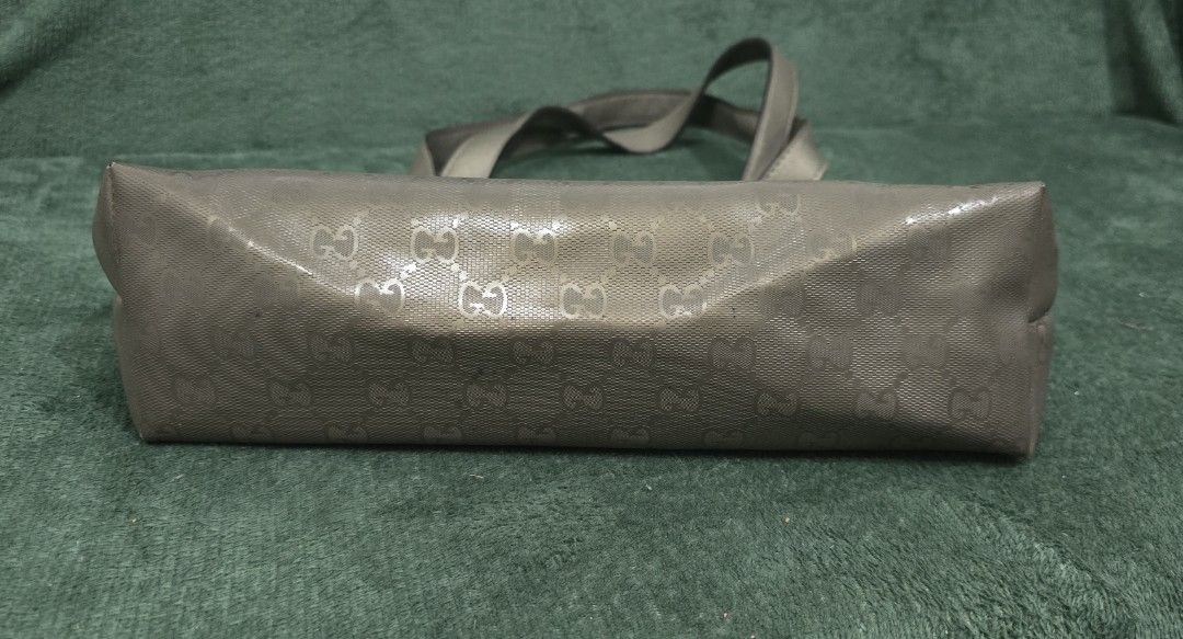 Gucci Bronze Imprime Monogram Mini Tote (Category: Luxury Bags & Wallets) located in Bacoor. Submitted by deux_trading_corporation (Listing ID 1439954641, Image 3). Description: One of my personal favorite. Rare gucci color. condition: Rank A - normal signs of wear pm your tawad.