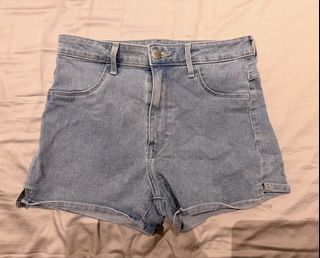 (Category: ) located in . Submitted by lzcs_sellsstuff (Listing ID 1439925963, Image 1). Description: .