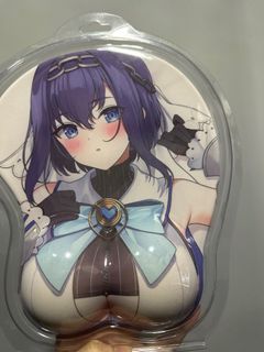 （分類：）位於 。 由 random_stuff9269 提交（商品編號 1439928068，圖片 1）。簡介： 。