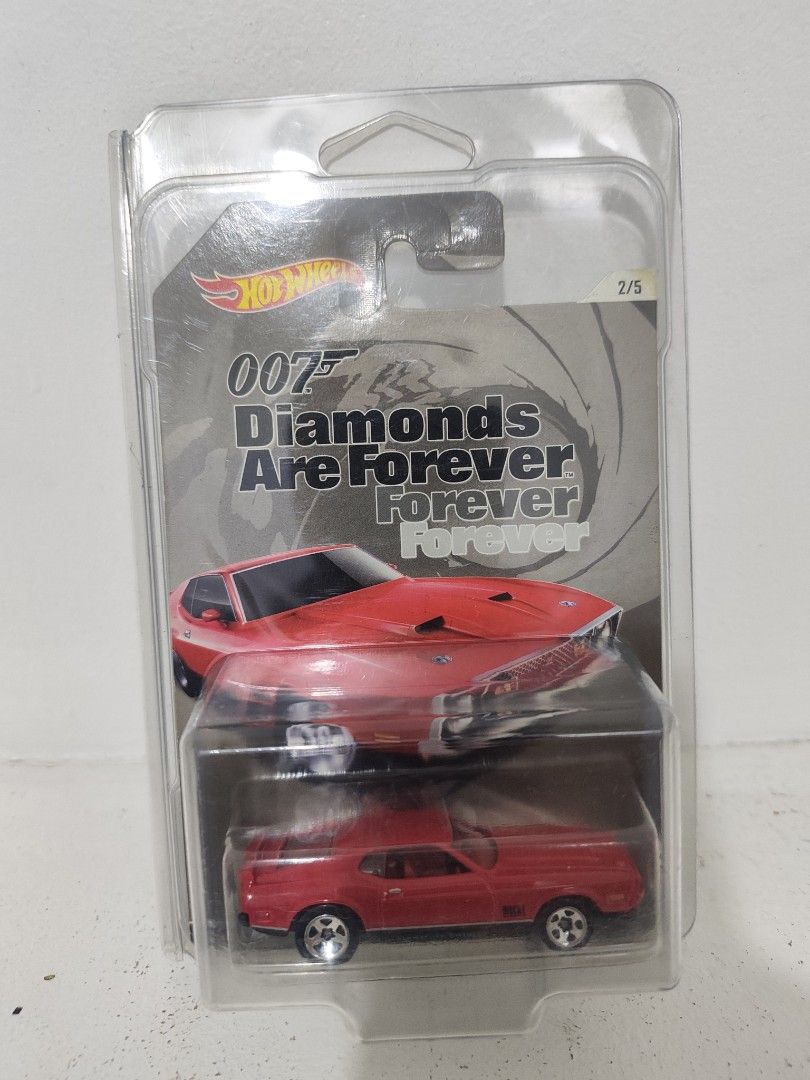 Hot Wheels James Bond Set (Category: Vehicle & Diecast Models) located in Manila. Submitted by dansanity21 (Listing ID 1439867306, Image 2). Description: .