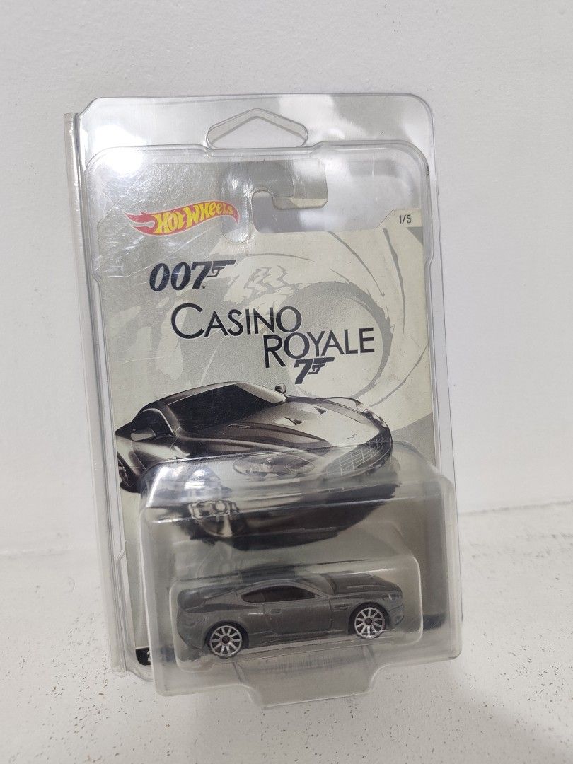 Hot Wheels James Bond Set (Category: Vehicle & Diecast Models) located in Manila. Submitted by dansanity21 (Listing ID 1439867306, Image 1). Description: .