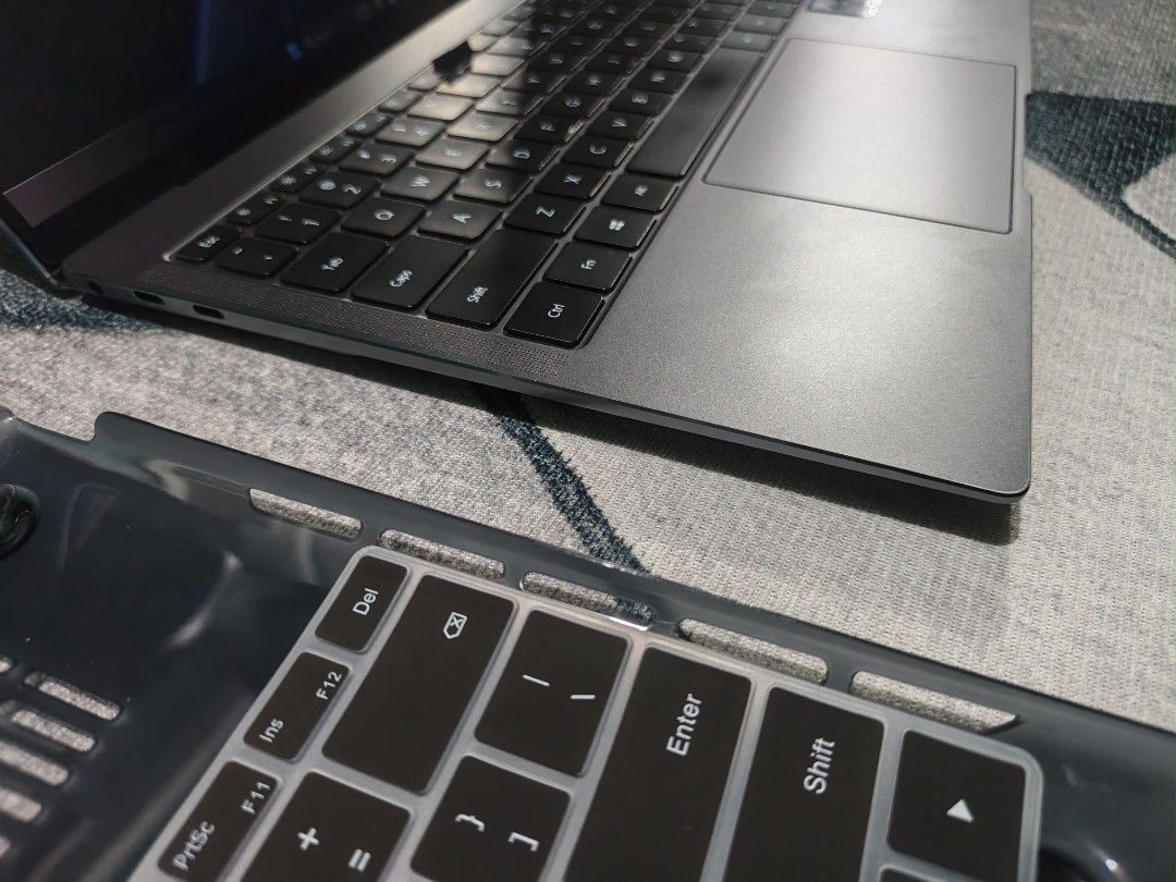Huawei Matebook X Pro (Category: Laptops & Notebooks) located in Cabanatuan. Submitted by nik.ko (Listing ID 1439857726, Image 3). Description: READ!!! For sale only Auto pass sa swap Huawei matebook x pro 2019 Windows 11 pro 25h2 Intel i7-8565U 8th Gen 16gb ram 2133mhz 2gb nvidia geforce mx250 gpu 1tb m.2 ssd Touchscreen Backlit keyboard With fingerprint Popup camera Malakas speaker Battery upto 4hrs No issues No dents No dead pixels Minimal scr