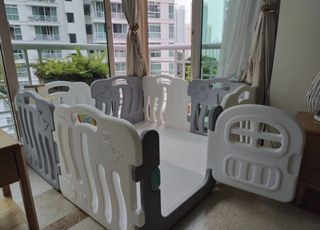 (Category: ) located in . Submitted by hellootheree (Listing ID 1439890331, Image 1). Description: .