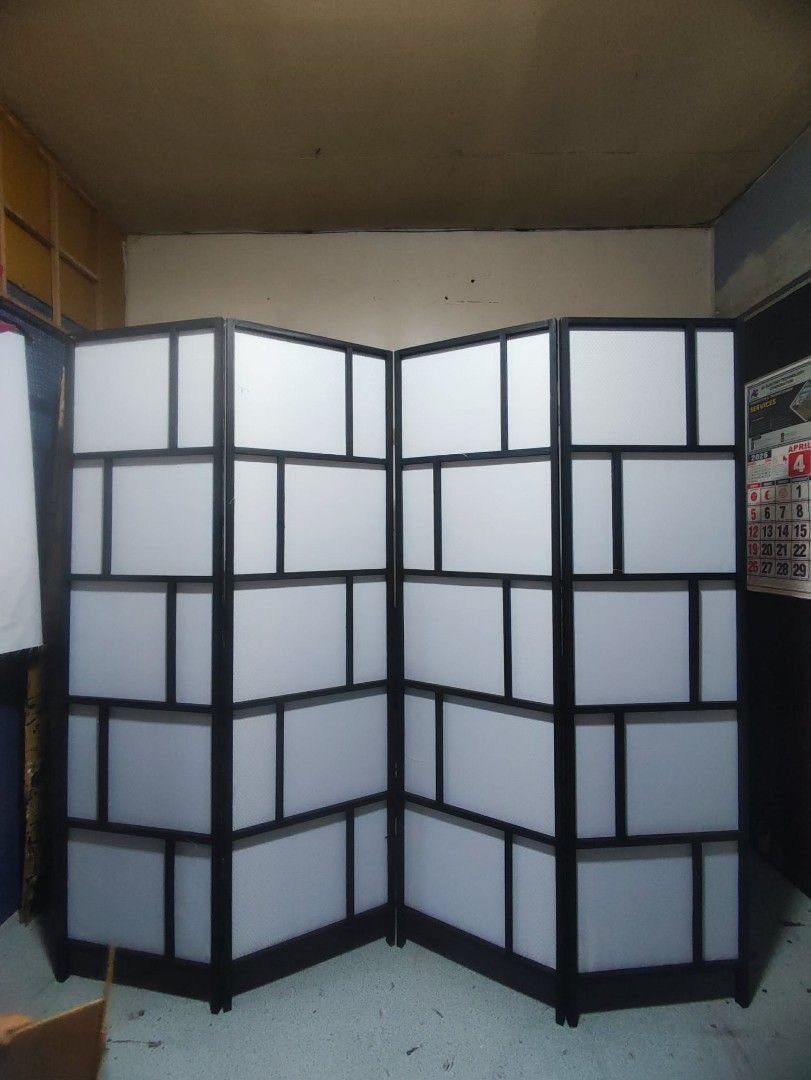 Japanese Divider (Category: Other Home Furniture) located in Taytay. Submitted by mathewpiad (Listing ID 1439874981, Image 2). Description: Direct pagawaan from taytay rizal we accept bulk order ❤️ Standard size 20 inches per panel height 6ft 5ft 4ft 5,5ft *Delivery charge c/o buyer Payment Cod ,Gcash / Bank tranfer Maganda pang: ✅ Background sa online selling ✅ Space divider para work at home at online schooling ✅ Design sa sala ✅ Pang-divide sa