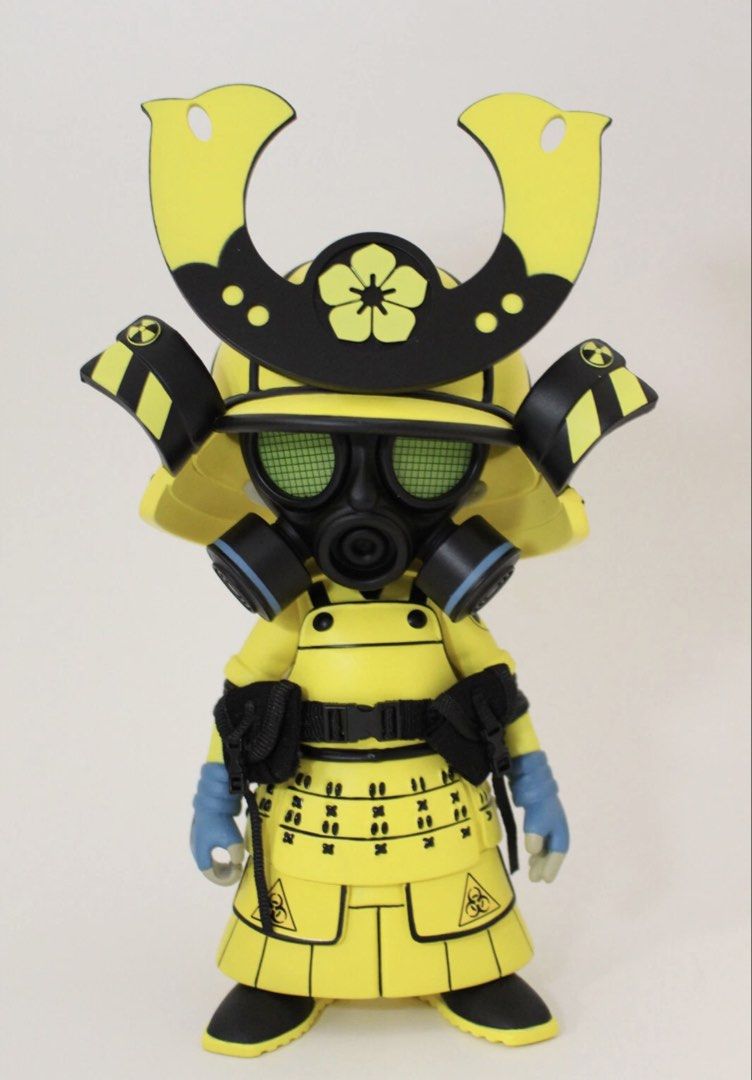 Kid Katana (Category: Figurines & Statues) located in Las Pinas. Submitted by fast_tokyodrift (Listing ID 1439836160, Image 1). Description: 2petalrose – Kid Katana Vinyl Art Toy (Excellent Condition)Up for sale is the highly sought-after Kid Katana vinyl figure by renowned UK artist 2petalrose. Known for blending traditional samurai aesthetics with modern urban streetwear, this piece is a crown jewel for any serious designer toy collection..