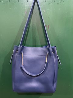 (Category: ) located in . Submitted by klebpreloved (Listing ID 1439961799, Image 1). Description: .