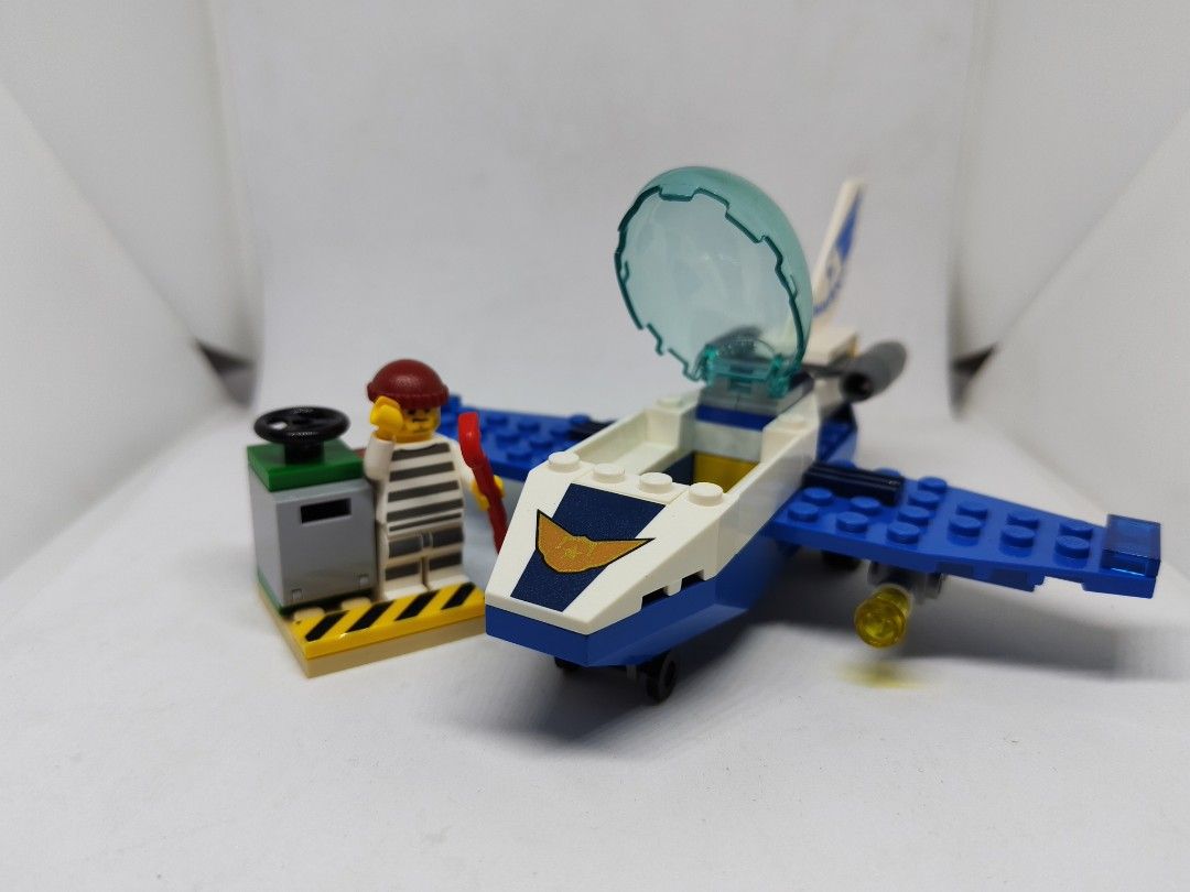 LEGO City: Sky Police Jet Patrol (Set 60206) (Category: Toys & Games) located in Taguig. Submitted by toyseller_mafia (Listing ID 1439965624, Image 1). Description: Manual Included. Like new. Great care. Box is not included. Authentic Lego. -Extra pieces included, if it is included. -No dust and dents. ⚠️ Pilot missing. Only Helmet and handcuffs are there. 💬 For more inquiries, message the seller for extra details. Don't feel shy. 📍 Location: T