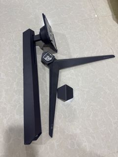 Original LG Display Stand468892269906513920