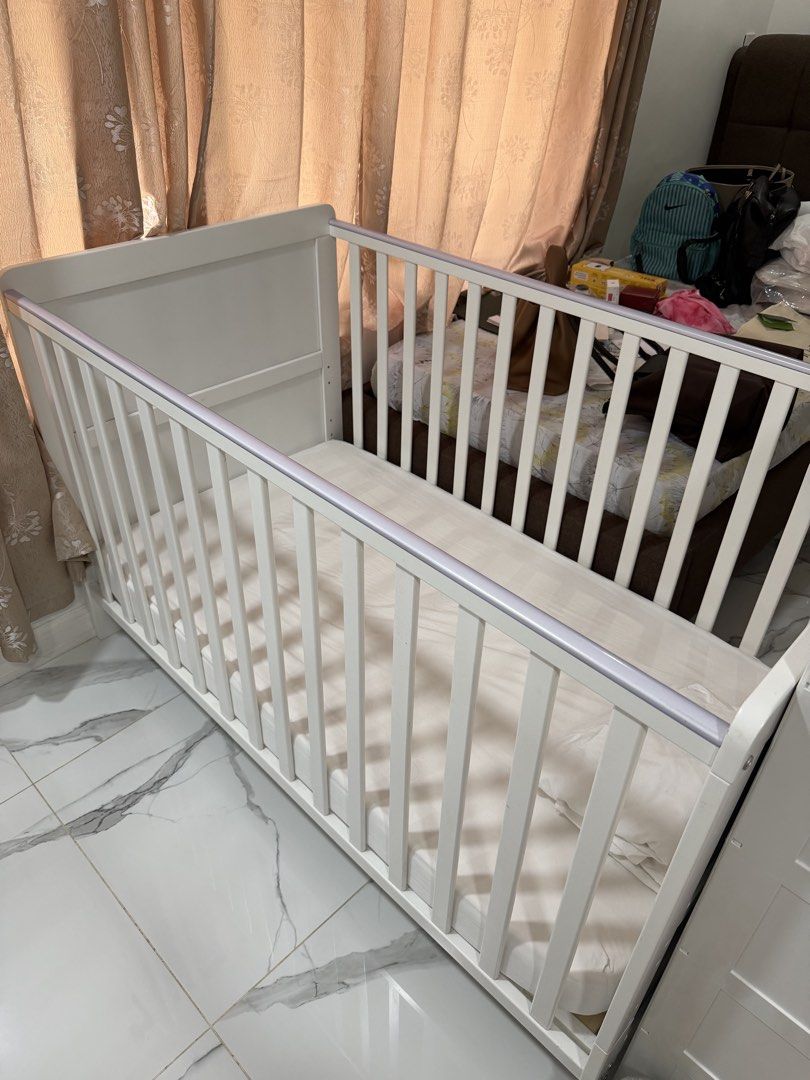 Like New Cuddlebug Fontana 2-in-1 Convertible Crib (Category: Cots & Cribs) located in Cebu City. Submitted by jirehrochelle (Listing ID 1439841979, Image 1). Description: FOR SALE Like New Cuddlebug Fontana 2-in-1 Convertible Crib Suitable from newborn up to 7 years old Includes: - Cuddlebug Fontana Crib - Uratex Purifoam Crib Mattress - 4 Tiny Winks Fitted Crib Sheets - Crib Sheet Set (one piece design) All for just ₱14,000, negotiable! In grea