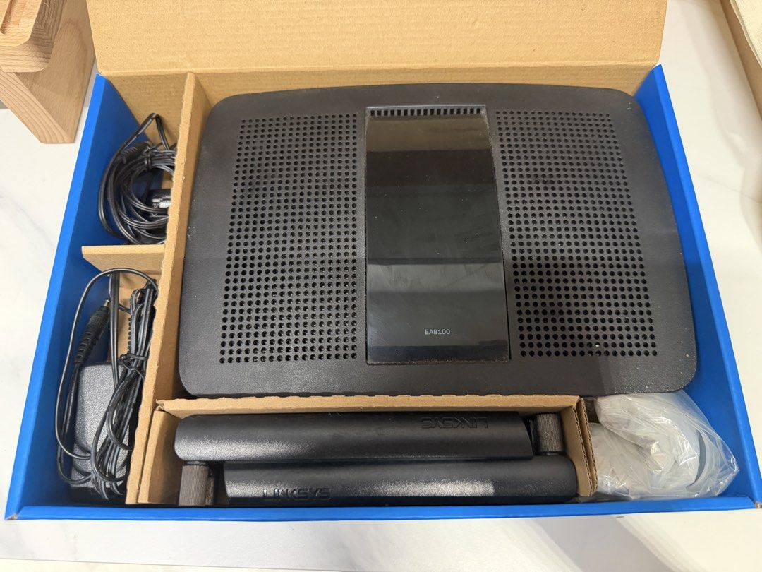Linksys Max-Stream AC2600 Gigabit Router, Computers & Tech, Parts ...