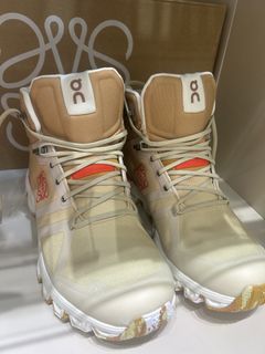 （分類：）位於 。 由 kathymui 提交（商品編號 1439926255，圖片 1）。簡介： 。