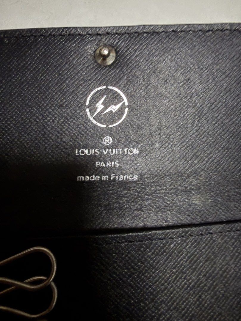 Louis Vuitton Monogram 5 Key Holder (Category: Luxury Bags & Wallets) located in Quezon City. Submitted by megchrisanne (Listing ID 1439939979, Image 3). Description: No inclusion First to pay basis Bdo/Gcash payment LBC/Lalamove Courier.