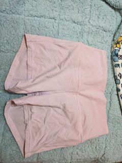 (Category: ) located in . Submitted by danielleeeeee (Listing ID 1439970446, Image 1). Description: .