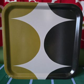 （分類：）位於 。 由 lennymarimekko 提交（商品編號 1439865793，圖片 1）。簡介： 。