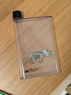 （分類：）位於 。 由 elllllieeeee 提交（商品編號 1439943903，圖片 1）。簡介： 。