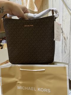 (Category: ) located in . Submitted by dionnad (Listing ID 1439807059, Image 1). Description: .