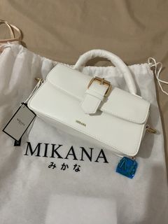 (Category: ) located in . Submitted by secret_spot (Listing ID 1439907429, Image 1). Description: .
