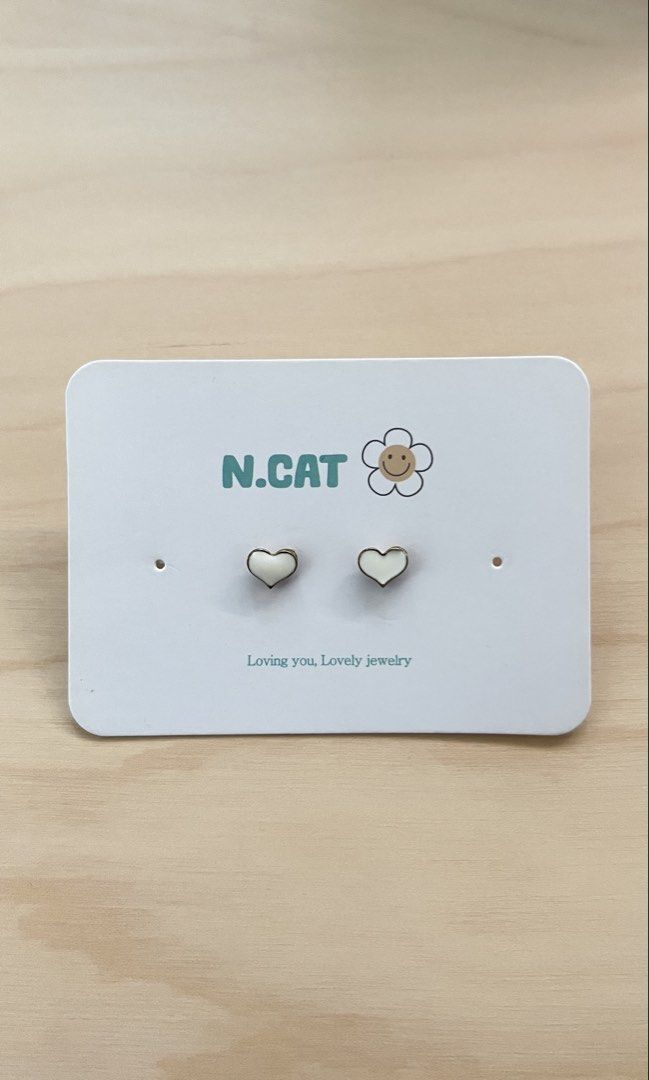 n.cat Heart Stud Earrings (Category: Earrings) located in Rizal. Submitted by hansio (Listing ID 1439834235, Image 1). Description: • Never worn • Comes in original packaging • Can be a freebie when you buy other items RFS: Only needed the other pair that came with it MOP: E-wallets or bank transfer MOD: J&T, Grab, or Lalamove.