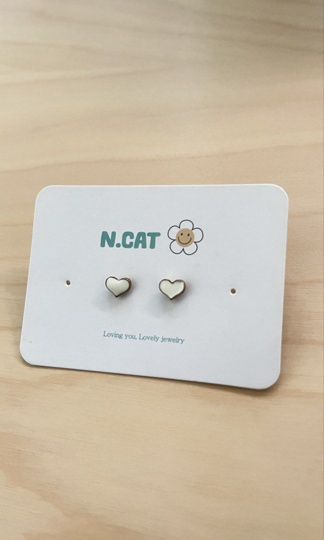 n.cat Heart Stud Earrings (Category: Earrings) located in Rizal. Submitted by hansio (Listing ID 1439834235, Image 2). Description: • Never worn • Comes in original packaging • Can be a freebie when you buy other items RFS: Only needed the other pair that came with it MOP: E-wallets or bank transfer MOD: J&T, Grab, or Lalamove.