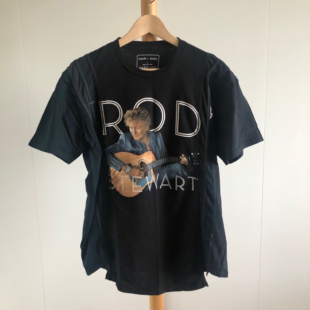 Needles Remake Patchwork （分類：T-shirt、恤衫、有領衫）位於 Hong Kong。 由 p.apostrophe 提交（商品編號 1439900844，圖片 1）。簡介： Needles Remake Patchwork Tee - patchwork of several different vintage tees - size L - 95% new in vintage level - original price ~1,300, no price bargain - SF only, delivery fee to be paid by buyer *measurement: shoulder 49cm, sleeve 19cm, chest 112cm, length 62-71cm。