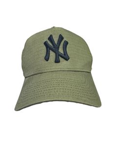 (Category: ) located in . Submitted by theraintailor (Listing ID 1439904564, Image 1). Description: .