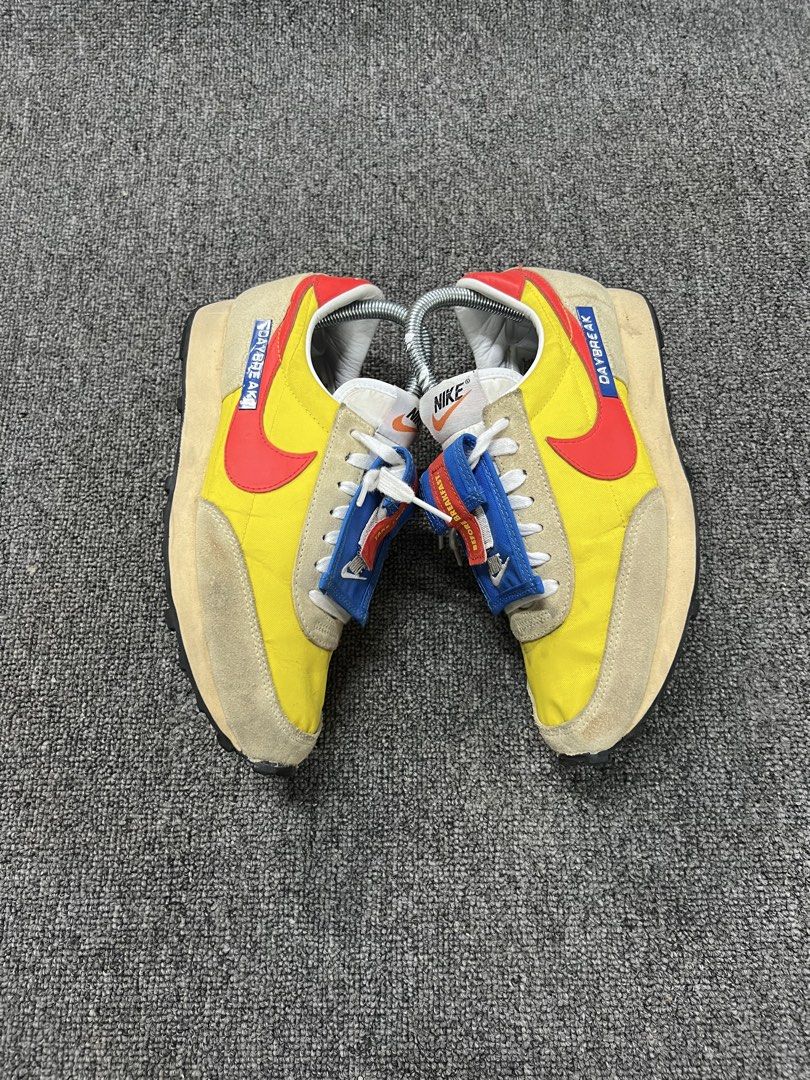 Nike Daybreak SP’ Take Two Before Breakfast (Category: Sneakers) located in Cebu City. Submitted by beyond.curations (Listing ID 1439888266, Image 3). Description: Nike Daybreak SP’ Take Two Before Breakfast Size : 7US Outsole : 95% No Seps.