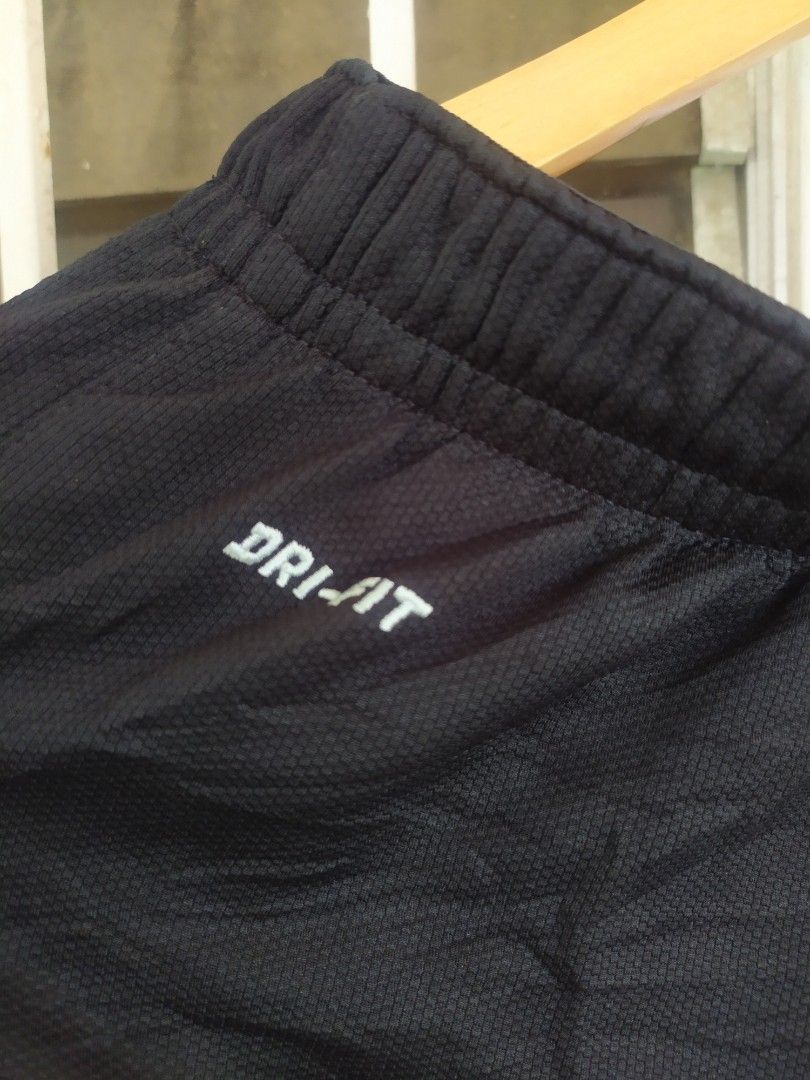 Nike Dri-FIT Black Shorts (Category: Shorts) located in Cavite. Submitted by not2day. (Listing ID 1439892984, Image 3). Description: Nike Dri-fit Shorts Size XL Measurements: 30-32 waist 18.5" length Excellent condi.