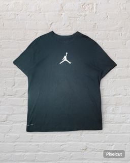 (Category: ) located in . Submitted by thriftnipaps (Listing ID 1439900784, Image 1). Description: .