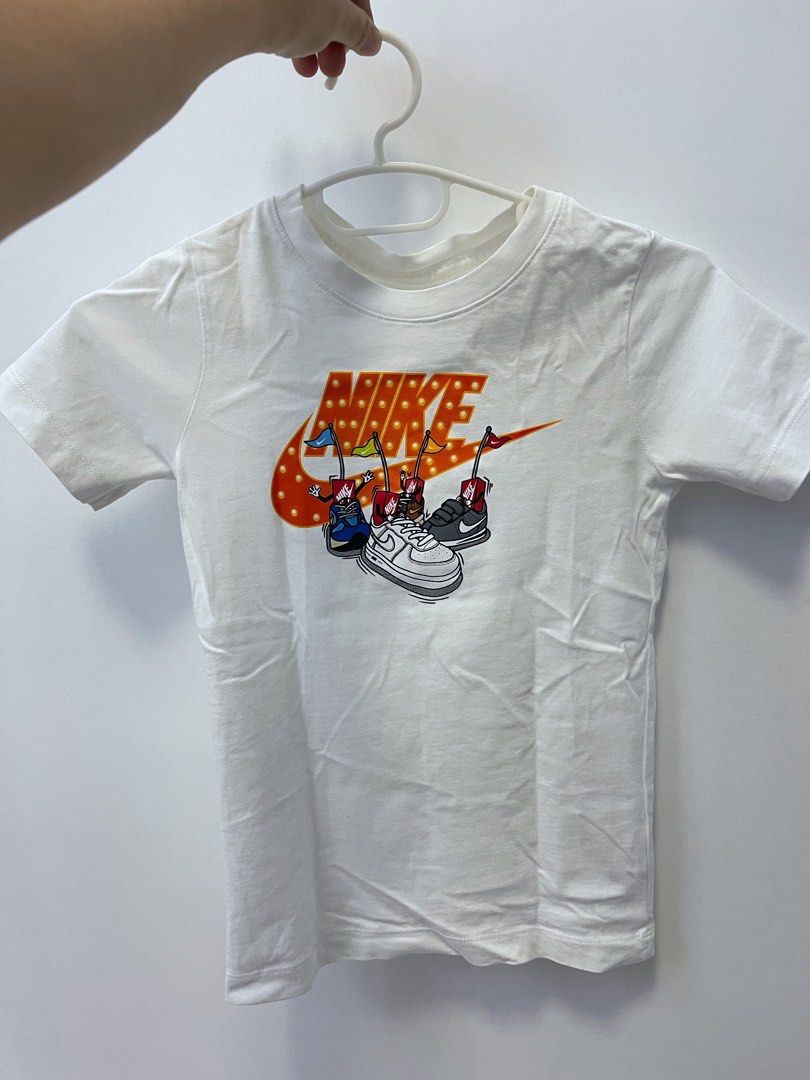 Nike kids small and XS (Category: Babies & Kids Fashion) located in San Fernando. Submitted by eminem2902 (Listing ID 1439859172, Image 2). Description: size on tag XS and Small fit 6-7Y take all for 1k pass sa lowballers.