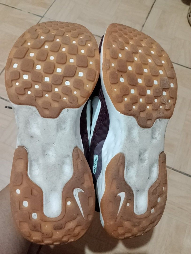 Nike Renew Run 2 Maroon Running Shoes (Category: Sneakers) located in Navotas City. Submitted by swiftgirl041884 (Listing ID 1439873001, Image 3). Description: - Nike Renew Run 2 running shoes - Color: Maroon - Size: US 8, EUR 39, CM 25 - White Nike swoosh and midsole - Brown and white soles - Maroon laces - Nike Renew logo on the tongue.