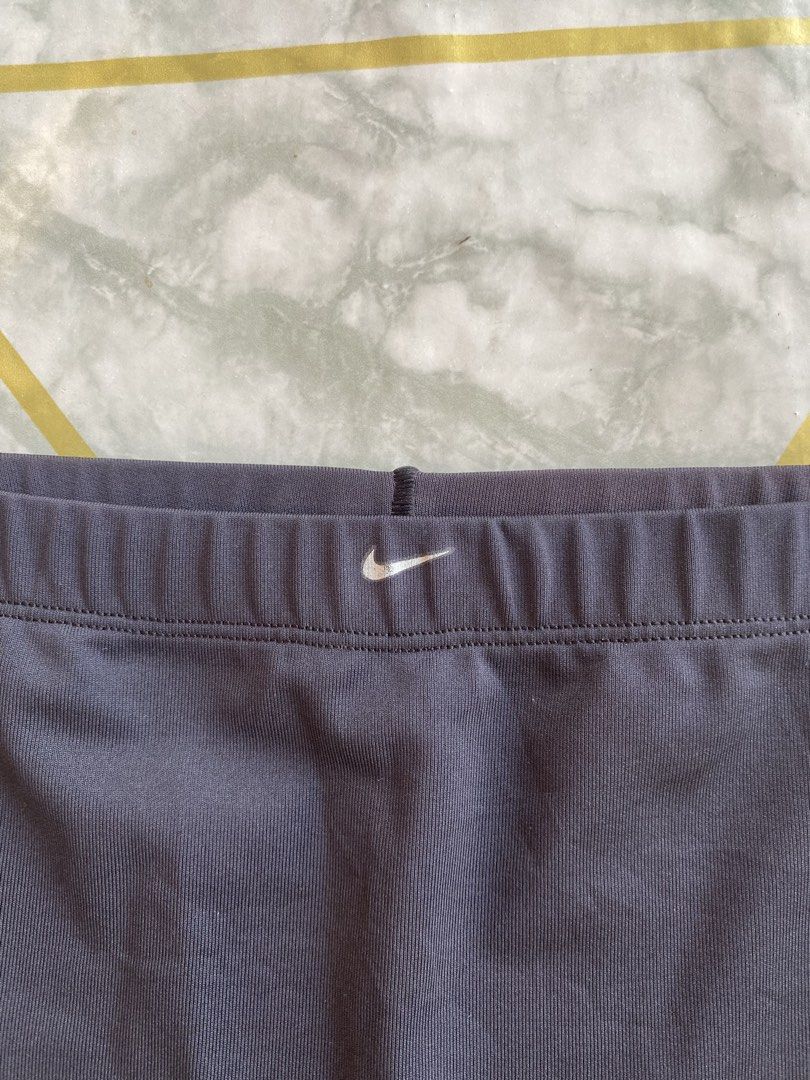 Nike Short Compression (Category: Activewear) located in Pozorrubio. Submitted by eyannn. (Listing ID 1439948509, Image 2). Description: Excellent Condition Color rate 9.8/10 Issue: logo(not noticeable) width: 24-28 length: 14 leghole: 9.