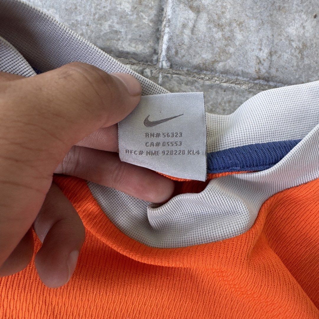 Nike Y2K Sphere dry t-shirt (Category: Tshirts & Polo Shirts ) located in Kalibo. Submitted by erwinjader81291 (Listing ID 1439851024, Image 3). Description: Size: Medium Dimension: 19.5” x 26.5” Issue: Loose stitch, dot stain Condition: 9/10 Color Rate: 10/10.