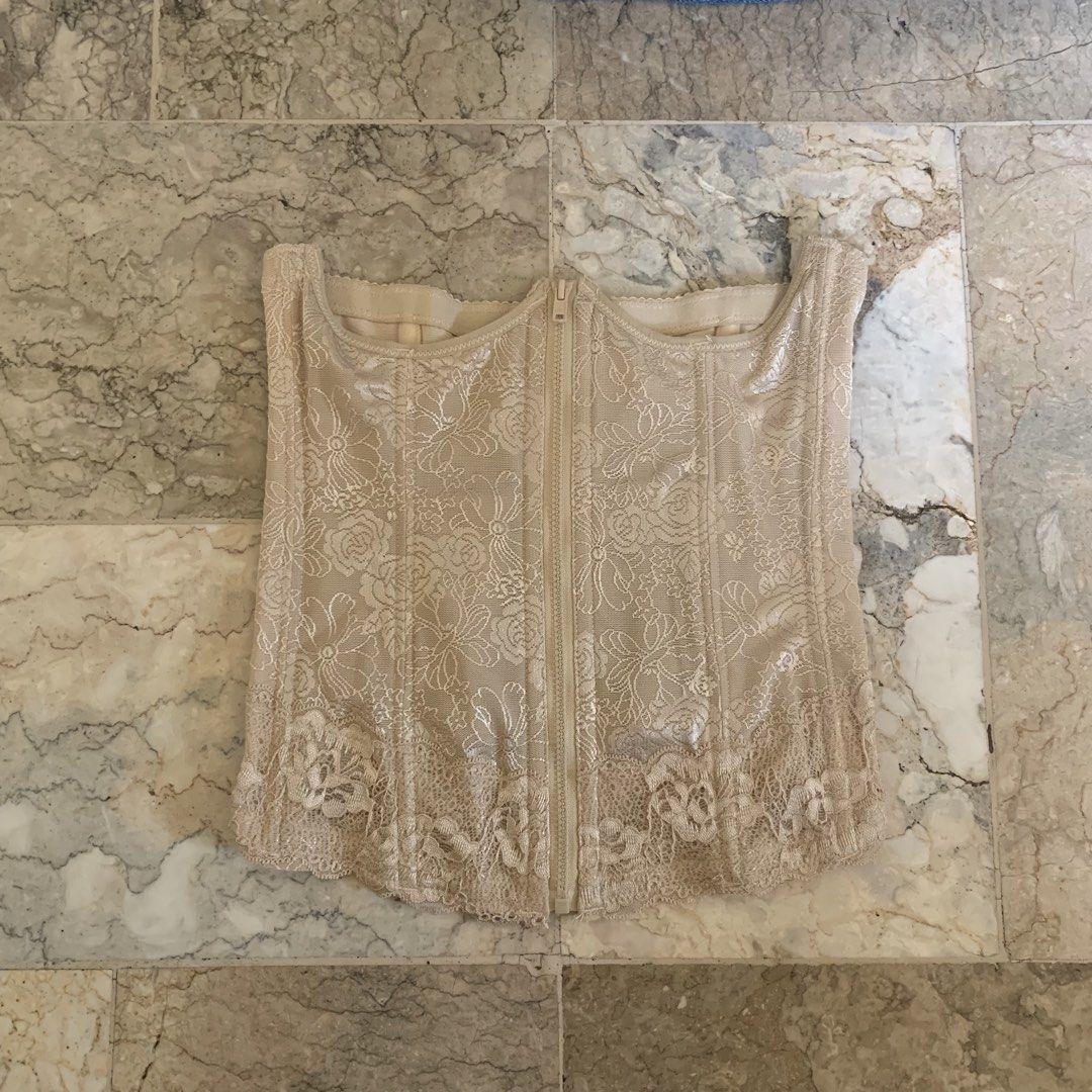 Nude Corset Body Shaper 1 (Category: Undergarments & Loungewear) located in Tarlac. Submitted by closetcleanupsale.ph (Listing ID 1439899525, Image 1). Description: M on tag S/M EUC zip front LP POSTED! .
