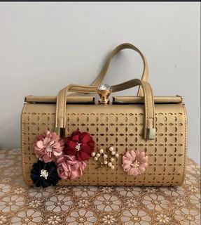 （分類：）位於 。 由 drip_stuff999 提交（商品編號 1439883585，圖片 1）。簡介： 。