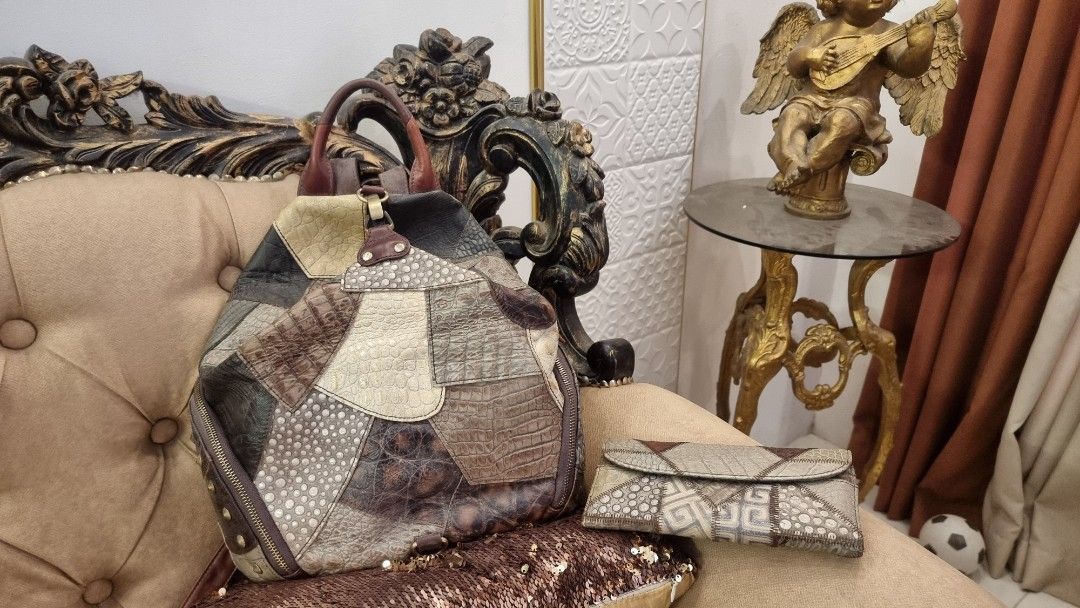 Patchwork Genuine Leather Handbag / Backpack / Bag and Wallet Set (Category: Luxury Bags & Wallets) located in Quezon City. Submitted by iceliao2020 (Listing ID 1439813888, Image 2). Description: sold as set genuine leather .