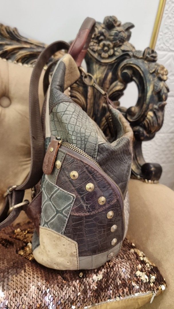 Patchwork Genuine Leather Handbag / Backpack / Bag and Wallet Set (Category: Luxury Bags & Wallets) located in Quezon City. Submitted by iceliao2020 (Listing ID 1439813888, Image 3). Description: sold as set genuine leather .