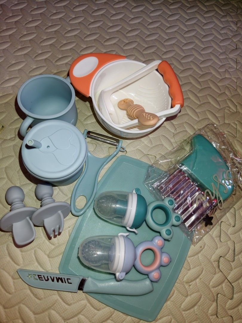 Prelovee baby things for feeding (Category: Weaning & Toddler Feeding) located in Manila. Submitted by jheisjlove (Listing ID 1439814029, Image 3). Description: .