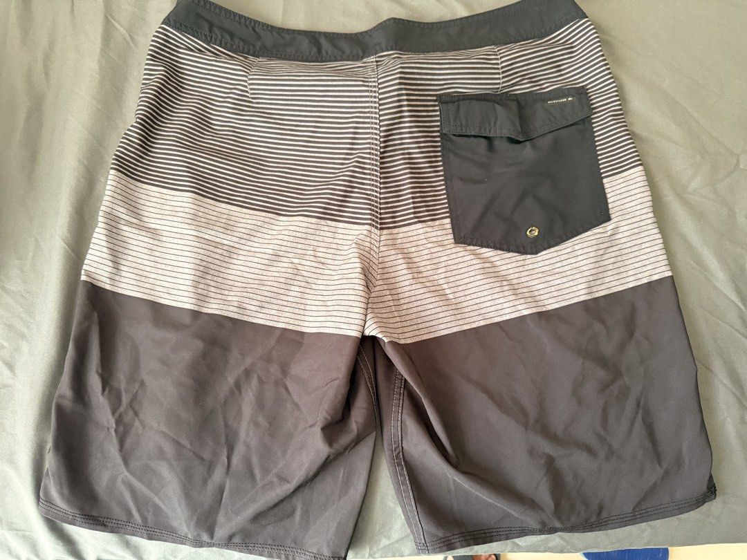 Quiksilver Highline Board Shorts - Size 34 (Category: Swim Trunks & Board Shorts) located in Quezon City. Submitted by wringwraith (Listing ID 1439824678, Image 3). Description: Quiksilver Men's boardshorts Size 34 on tag Condition 8/10 Used less than 10 times 100% guaranteed authentic No issues .