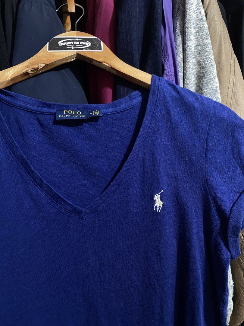 RALPH LAUREN VNECK SHIRT (Category: Shirts) located in Manila. Submitted by jeirussamson897 (Listing ID 1439841384, Image 3). Description: RALPH LAUREN VNECK SHIRT medium 20 width 27 length excellent condition needwash only 9.5/10 350+sf.