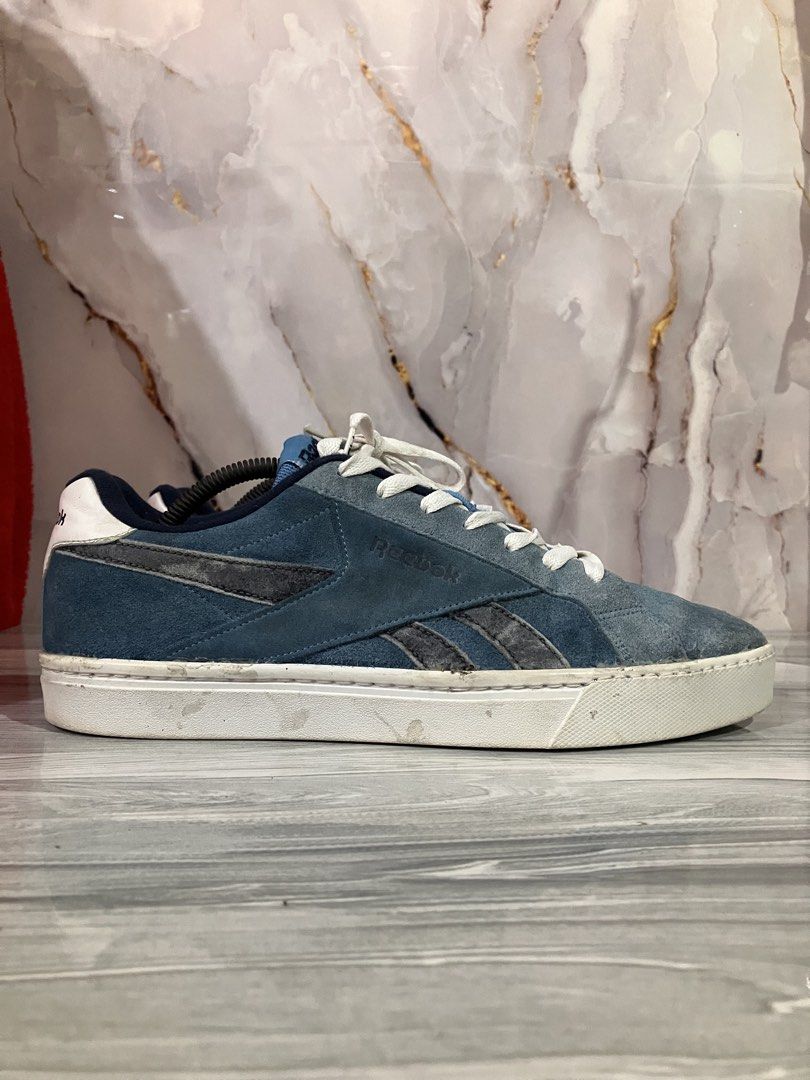 REEBOK CLASSIC SNEAKERS SIZE 10.5 MEN (Category: Sneakers) located in General Mariano Alvarez. Submitted by adonid (Listing ID 1439808336, Image 1). Description: REEBOK CLASSIC SNEAKERS ORIGINAL REEBOK CLASSIC SNEAKERS GOOD CONDITION NORMAL SIGN OF USAGE ONLY SIZE 10.5 MEN.